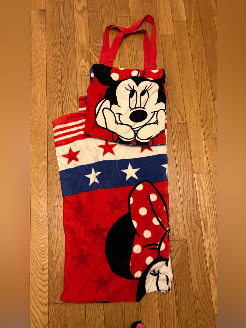 Disney Minnie Mouse Patriotic Beach Towel and Matching Terry Cloth Bag